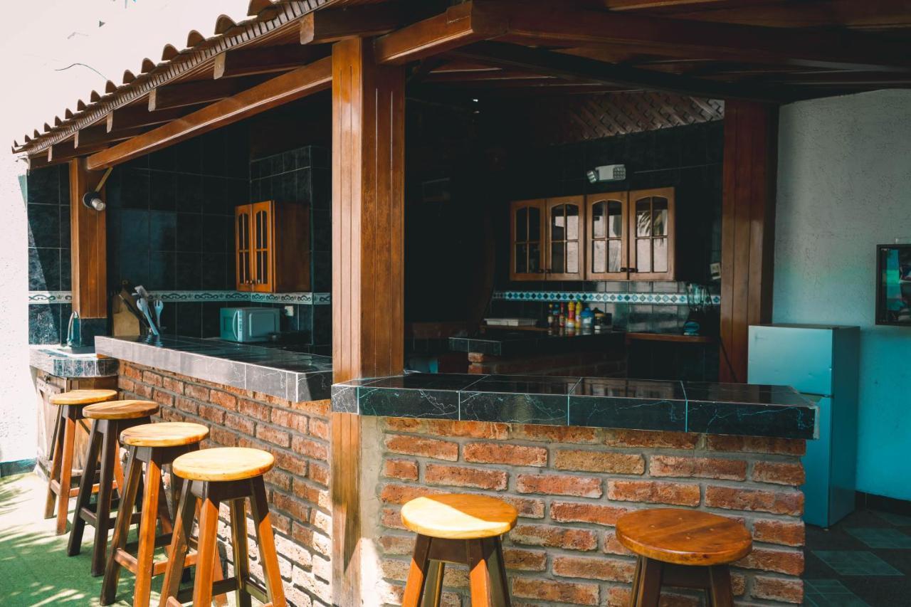 Hotel Manta Beach Madrigal Εξωτερικό φωτογραφία