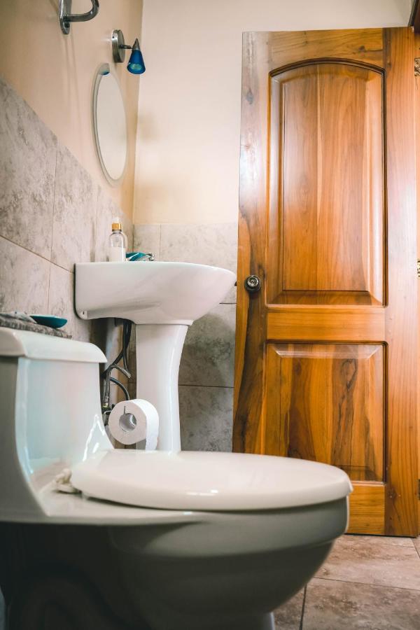 Hotel Manta Beach Madrigal Εξωτερικό φωτογραφία