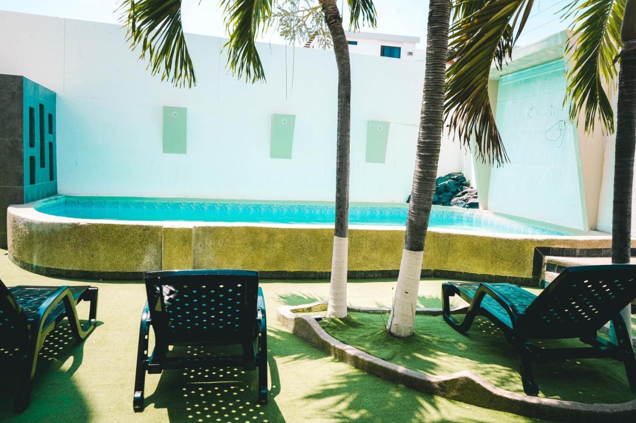 Hotel Manta Beach Madrigal Εξωτερικό φωτογραφία