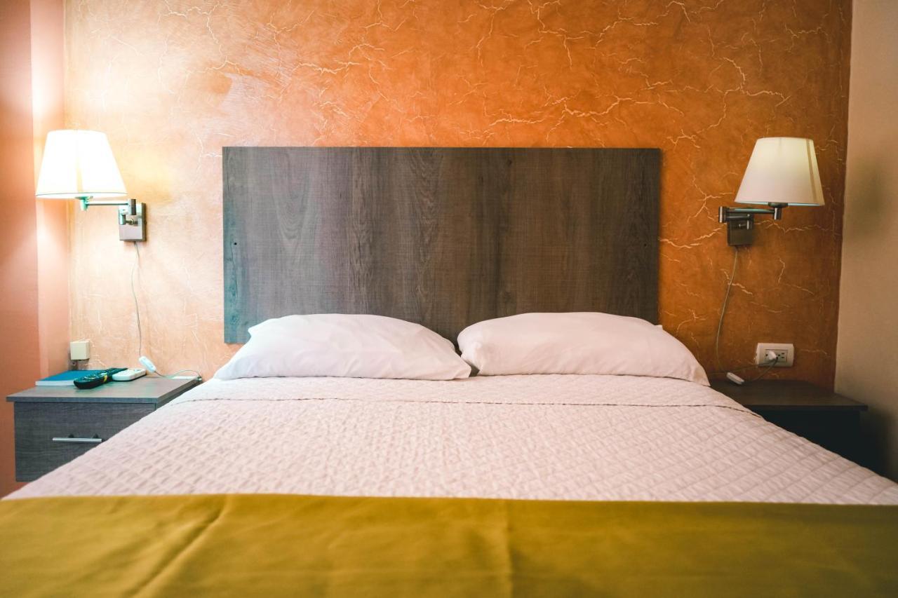Hotel Manta Beach Madrigal Εξωτερικό φωτογραφία