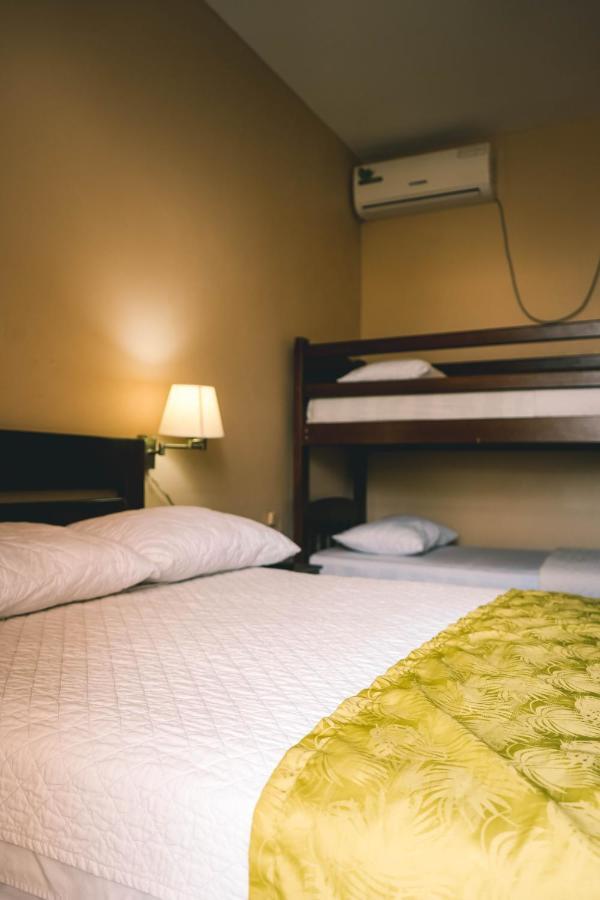 Hotel Manta Beach Madrigal Εξωτερικό φωτογραφία