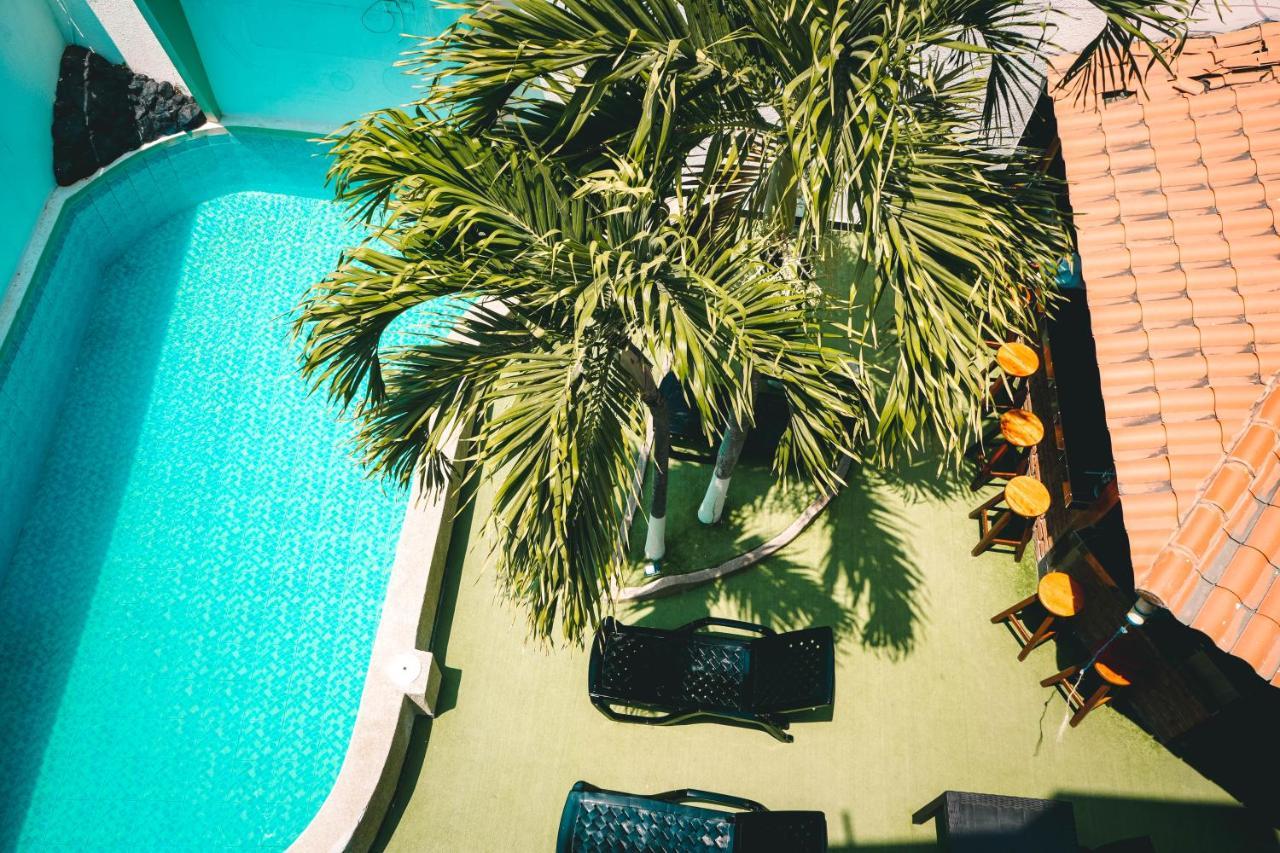 Hotel Manta Beach Madrigal Εξωτερικό φωτογραφία