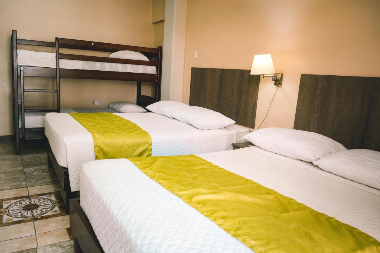 Hotel Manta Beach Madrigal Εξωτερικό φωτογραφία