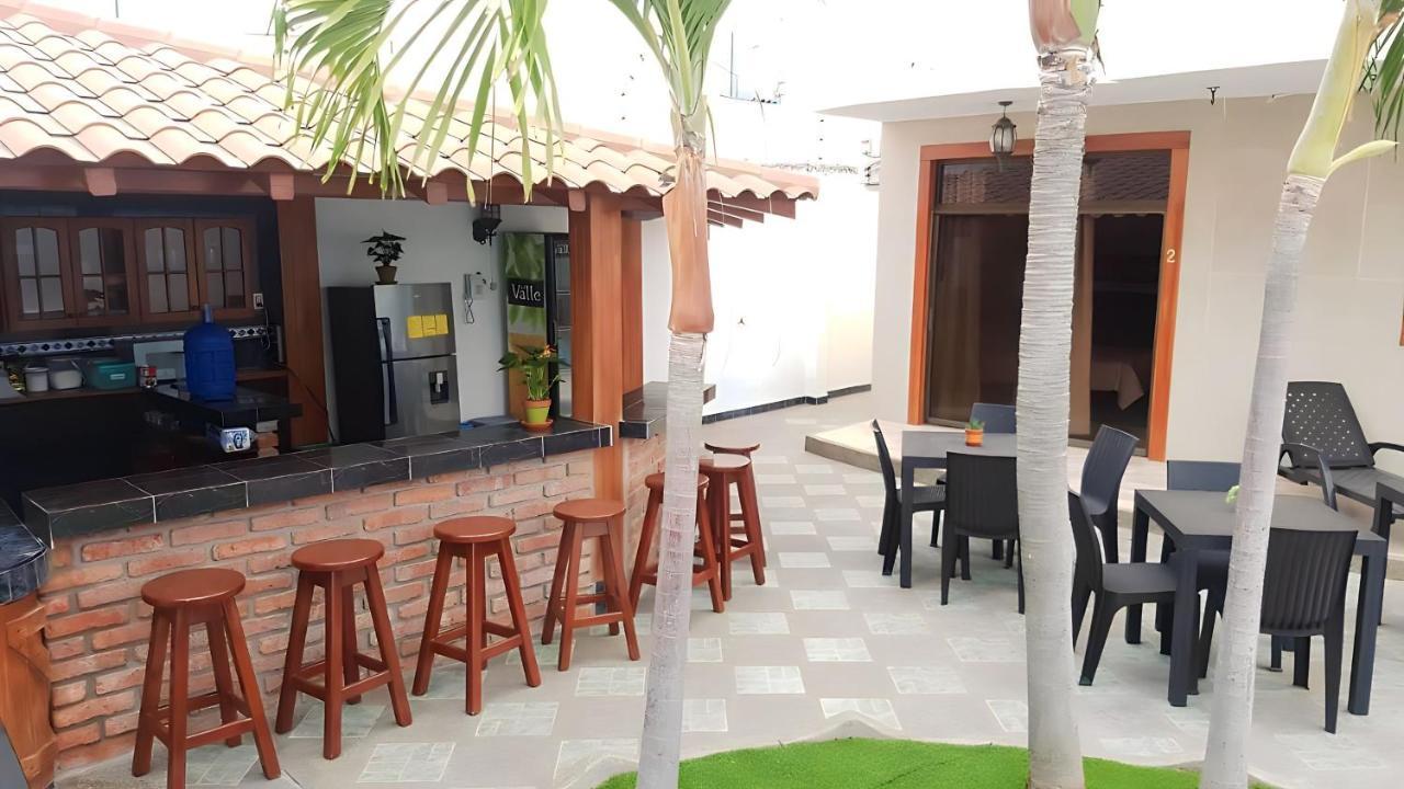 Hotel Manta Beach Madrigal Εξωτερικό φωτογραφία