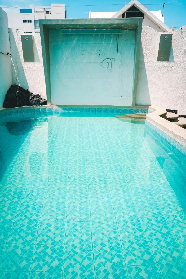 Hotel Manta Beach Madrigal Εξωτερικό φωτογραφία