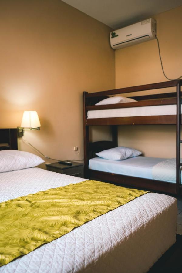Hotel Manta Beach Madrigal Εξωτερικό φωτογραφία