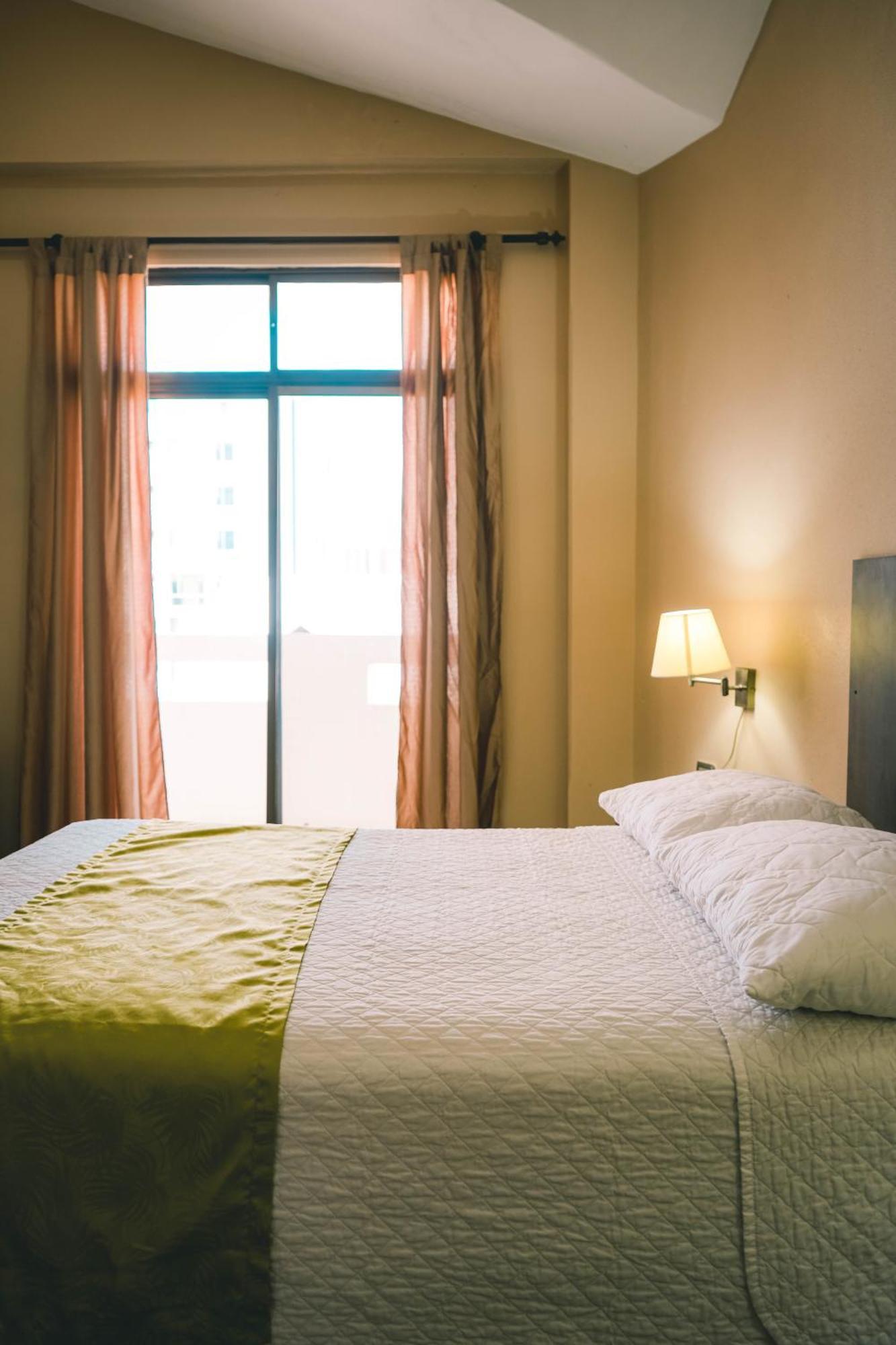Hotel Manta Beach Madrigal Εξωτερικό φωτογραφία