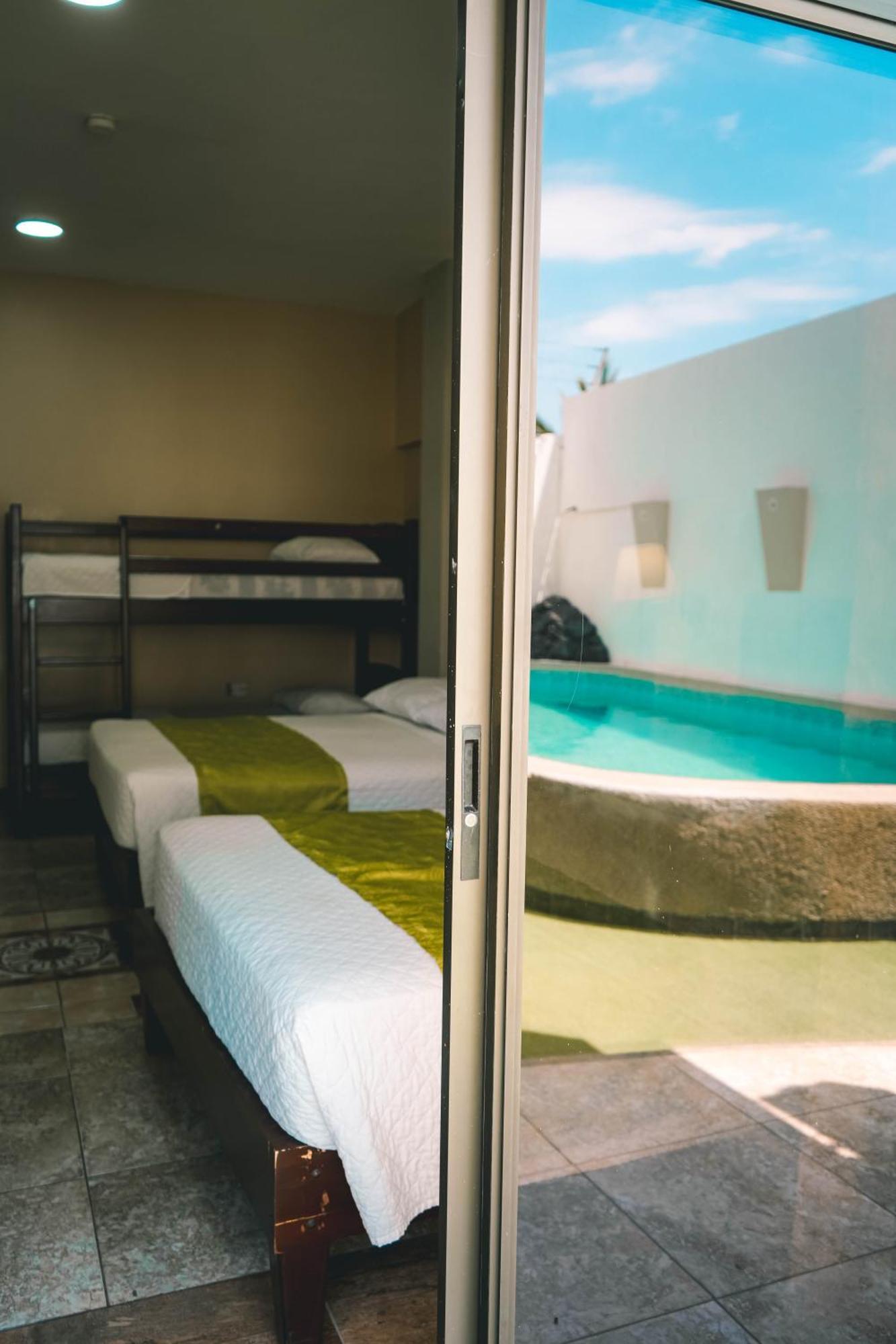 Hotel Manta Beach Madrigal Εξωτερικό φωτογραφία